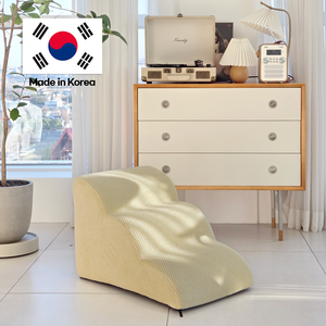 Escalera para Mascotas [AllmioPet] de 3 Peldaños, Color Beige AMP 3 BE, Tela Suave tipo Nube, Escalones para Perros y Gatos para el Cuidado de las Articulaciones y Movimiento Estable - Product Image 1