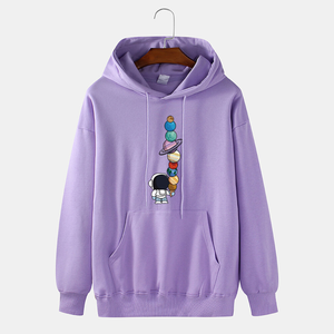 Sweat à capuche violet unisexe avec imprimé astronaute et planètes, poche avant, vêtement décontracté d'automne, coupe ample, manches régulières - Product Image 1