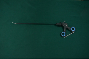 Pinza de Babcock Corta Laparoscópica de Acero Inoxidable 5mmx330mm, Instrumentos Quirúrgicos Manuales Reutilizables de Mahfooz Instruments - Product Image 2