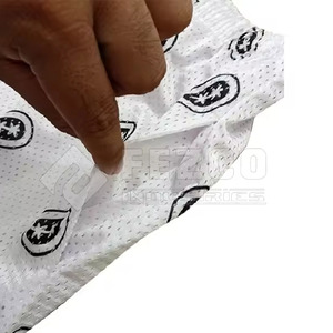 กางเกงขาสั้นตาข่ายโพลีเอสเตอร์ 100% ดีไซน์ทันสมัย เหมาะสำหรับออกกำลังกาย ฟิตเนส วิ่ง ใส่ลำลองทุกวัน กันลม เอวยางยืด - Product Image 4