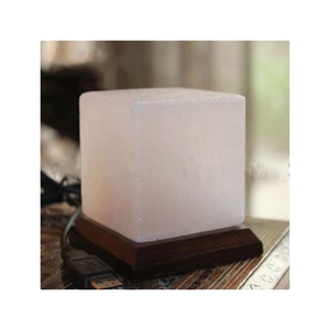 Lampe en sel rose de l'Himalaya de haute qualité, conçue sur mesure, forme géométrique unique, décorative, sachet de sel raffiné comestible - Product Image 4
