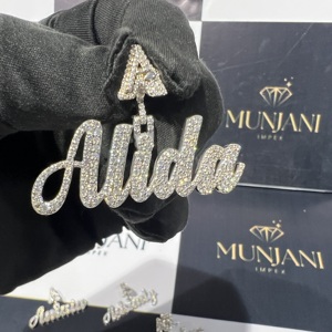 จี้เพชรโมอิสซาไนต์ VVS เงินแท้ 925 รูปตัวอักษร ชื่อ หรือโลโก้ สไตล์ฮิปฮอป สำหรับผู้ชาย แบบฝังเพชร งานสั่งทำพิเศษ เหมาะสำหรับงานปาร์ตี้ - Product Image 3