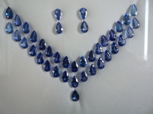 PDM Gems - Lote de 39 Piezas de Tanzanita Facetada en Forma de Pera de Primera Calidad, 78 Quilates, para Joyería de Diseño Personalizado - Product Image 3