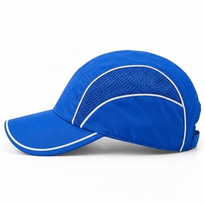 Équipements de course de qualité supérieure avec des panneaux de ventilation en tissu lisse et des finitions élégantes pour les détaillants sportifs et les marques privées - Product Image 6