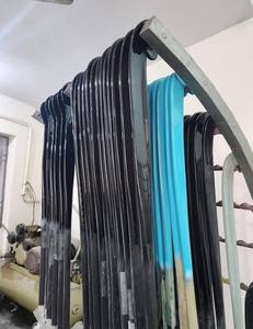 Bâton de hockey sur gazon en fibre de carbone personnalisable Eoin Winston Sports 36 pour club de hockey junior, entraînement, matchs et divertissement - Product Image 3