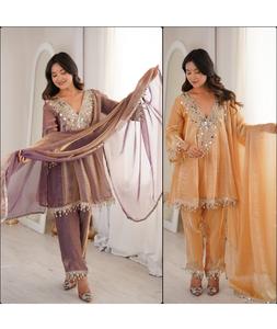 Tenue traditionnelle indienne en tissu Fendy, ensemble Salwar Kameez prêt-à-porter avec miroir véritable et dentelle brodée à motifs. - Product Image 5
