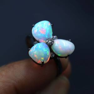 แหวนเงินแท้ 925 สีดำ ประดับโอปอลเอธิโอเปียธรรมชาติหลากสี และเพชร แหวนพลอย ของขวัญสำหรับผู้หญิง - Product Image 3