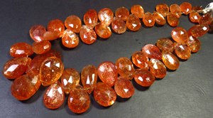 Perles de pierres précieuses naturelles africaines de haute qualité, en pierre de soleil orange scintillante, taille poire à facettes, qualité supérieure, 7-19 mm, brin de 8 pouces, pour bijoux - Product Image 3