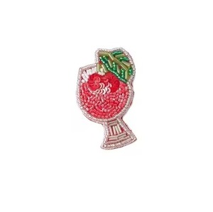 Broche de Lujo con Cuentas de Semillas y Bordado de Mariposa, Broche Vintage de Moda con Cuentas de Semillas Bordadas a Mano - Product Image 5