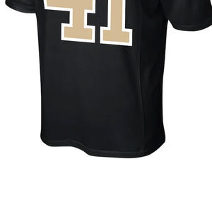 Maillots de football personnalisés - Coupe ample en mesh à séchage rapide, T-shirt vintage américain surdimensionné, Streetwear unisexe, Fabriqué au Pakistan - Product Image 4