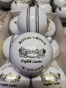 Balle de cricket en cuir rigide cousue à la main de haute qualité, modèle Royal Crown 156GM, avec logo personnalisé, en cuir de qualité supérieure A, meilleure qualité - Product Image 4