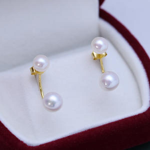 Boucles d'oreilles minimalistes en argent S925 avec perles rondes blanches de 6-7 mm de Zhuji Danshui, à forte luminosité et presque parfaites, vente en gros - Product Image 4