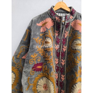 Hand Embroidered Floral <b>Pattern</b> Elegant Women's Velvet <b>Jacket</b> With Mandarin Collar Lantern Sleeve Winter Coat - Product Image 5
