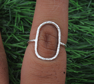 Anillo de boda clásico para mujer de plata de ley 925 maciza con engaste de bisel, pulido brillante, minimalista y apilable, para fiesta, venta al por mayor - Product Image 5
