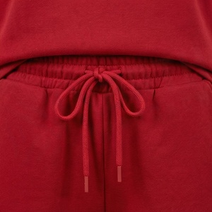 Ensemble décontracté tricoté 2 pièces rouge pour femme : T-shirt à manches courtes et short au-dessus du genou à ourlet festonné, coupe ample, printemps-été - Product Image 5