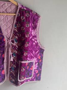 Floral <b>Quilted</b> Cotton Vest V-Neck Sleeveless Women's <b>Jacket</b> Summer Wear with Pockets Printed <b>Pattern</b> Regular Length GIFT FOR HER - Product Image 5