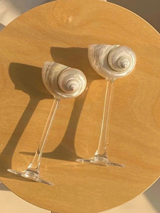 Copa de Vino de Concha de Abulón - Copa Iridiscente Estilo Sirena para Brindis de Boda en la Playa, Regalo Único para Damas de Honor, Elegante Plato para Adornos - Product Image 1