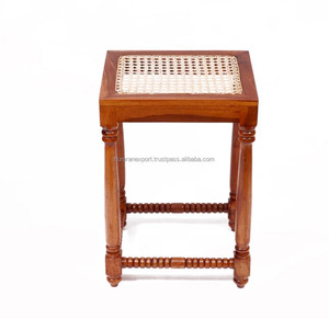 Tabouret en bois moderne fabriqué à la main avec charme rustique Console confortable en incrustation d'os pour la décoration intérieure et l'école pour la chambre - Product Image 1