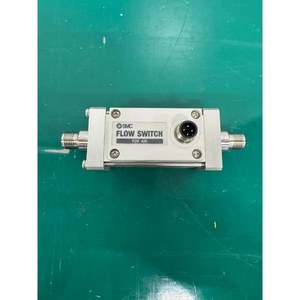 SMC FLOW SWITCH PF2A511-03-1 สวิตช์ควบคุมการไหลของอากาศแบบดิจิตอล ใช้เป็นอะไหล่อุปกรณ์เซมิคอนดักเตอร์รุ่นเก่า - Product Image 1