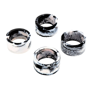 Anillo de Servilleta de Resina Epoxi Más Vendido para el Hogar y la Cocina, Juego de 3 Anillos de Servilleta Cuadrados de Resina - Product Image 6