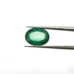 Émeraude ovale verte de 4,51 carats provenant de Zambie, pierre précieuse non montée - Product Image 2