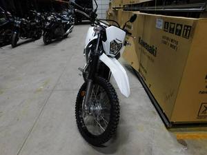 รถมอเตอร์ไซค์ Kawasaki KLX 230 S รุ่นใหม่ ปี 2026 ยอดนิยม ประเภท Dual Sport - Product Image 3
