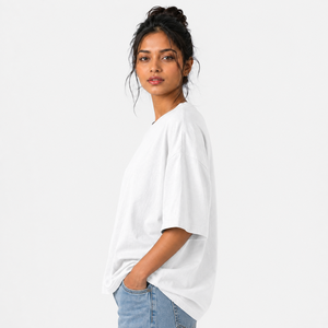 Camiseta de algodón extragrande para mujer que proporciona comodidad transpirable, forma relajada y tacto suave para atuendos de verano diarios. - Product Image 3