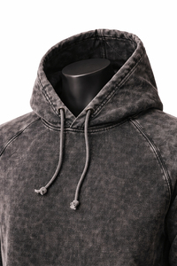 Sweat à capuche vintage pour homme en coton délavé, finition délavée, construction pull-over, ourlet et poignets côtelés, confortable et coupe oversize - Product Image 3