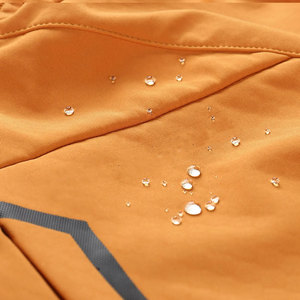 Chaqueta Impermeable de Invierno para Hombre, con Capucha, Estilo Soft Shell, con Logotipo Frontal, Estilo Workwear, Tiras Reflectantes - OEM Económico - Product Image 4