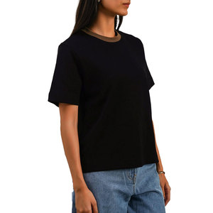 Camiseta de Mujer de Lujo, Tejido Fino, Suave al Tacto, Sin Arrugas, Duradera, Minimalista, Marca Solid Trader - Product Image 5