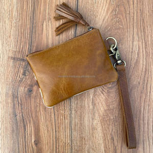 Nueva llegada pelo occidental en cuero de vaca bolsa de pulsera grabada con láser elegante cuero de vaca grabado con láser llavero Combo Sets - Product Image 5