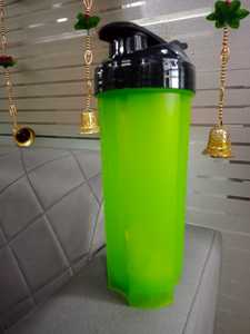 Gourde élégante de 500 ml avec couvercle à clapet pratique pour les navetteurs, les étudiants, les sportifs et les voyageurs - Product Image 1