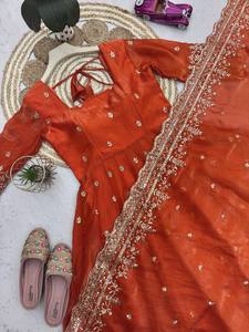 Ensemble Anarkali en coton orange rouille avec dupatta, tenue traditionnelle indienne et pakistanaise pour femme, coupe ample, extensible, longueur cheville, vêtement décontracté - Product Image 3