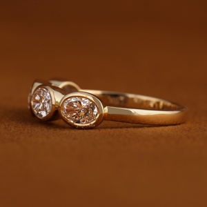 Anillo de Diamantes CVD para Mujer, Engaste de Bisel, Oro Sólido de 14k, Anillo de Compromiso con Diamante de Laboratorio, Certificado IGI, Anillo de Diamantes de Oro - Product Image 4