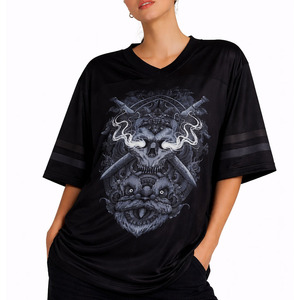 เสื้อเจอร์ซีย์อเมริกันฟุตบอลผู้หญิงไซส์ใหญ่ สีดำ ผ้าตาข่าย พิมพ์ลายกราฟิก ระบายอากาศได้ดี คอวี โพลีเอสเตอร์ สไตล์สตรีทสปอร์ต รับสั่งทำ MOQ ต่ำ - Product Image 5