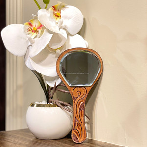 Espejos de bolsillo de mano personalizados de cuero excavado real de diseñador floral de alta calidad Espejos de diseñador personalizados en tarifas al por mayor - Product Image 4