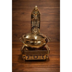 Plat de service décoratif doré en acier inoxydable pour traiteur, idéal pour mariages, grands événements et fêtes – Plat chauffe-plat en acier inoxydable pour hôtels - Product Image 2