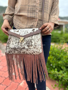 กระเป๋าสะพายพาดลำตัวหนังแท้สำหรับผู้หญิงหนังแท้ขนแกะสไตล์โบโฮใหม่ - Product Image 3