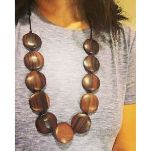 Collier pendentif en bois écologique pour femmes, bijoux fantaisie - Product Image 2