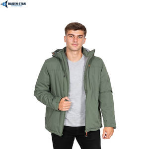 Traje Impermeable para Senderismo TrailGuard, Transpirable, Cortavientos, Informal, de Poliéster Sólido, Reutilizable EcoTrail - Product Image 3