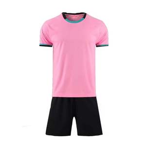 Maillots de football et vêtements de sport personnalisés pour hommes à col en V avec impression par sublimation, tissu à séchage rapide et écologique - Vente en gros directe usine - Product Image 1