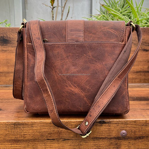 Venta al por mayor de fábrica, bolso de hombro Vintage de cuero de grano completo para hombre, bolsos de mensajero cruzados informales de cuero de vaca genuino de alta calidad - Product Image 5