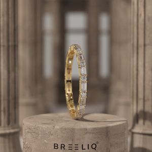 แหวนทองประดับเพชรทรงบาแกตต์ พร้อมเพชรทรงกลมแบบฝังหนามเตย แหวนหมั้น ของขวัญวันครบรอบวันเกิด - Product Image 3