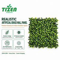 Panel Dinding Hijau Buatan 50x50cm, Dinding Daun Palsu dengan Campuran Dedaunan, Bahan PE Tahan UV untuk Taman, Teras, Pagar
