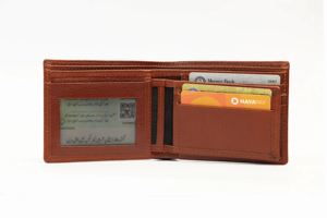Tarjetero de Cuero Genuino de Alta Calidad para Hombre, Color Marrón Claro, Plegable, Ligero, Personalizado, Premium, Diseño Corto, Directo de Fábrica - Product Image 4