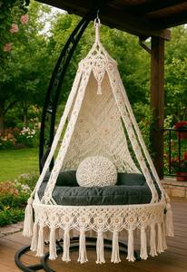 Silla Colgante de Macramé Hecha a Mano: Asiento Colgante Boho para Exteriores con Cojín, Regalo de Inauguración de Casa, Navidad - Product Image 3