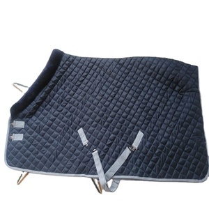 Manta estable personalizada caballo alfombra gran oferta invierno impermeable canal edredón Casa de montar tachuela tienda fabricante India Kanpur - Product Image 2
