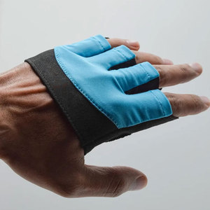 Empuñaduras profesionales con forma ergonómica que ofrecen comodidad, control y rendimiento confiable - Product Image 1
