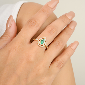 14K Pear Cut Emerald and Diamond Wedding Ring for Women - Product Image 4