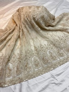 Tissu de soie scintillant Cosmos de luxe de haute qualité avec broderie laser à perles lourdes pour robes de mariée à bon prix - Product Image 5